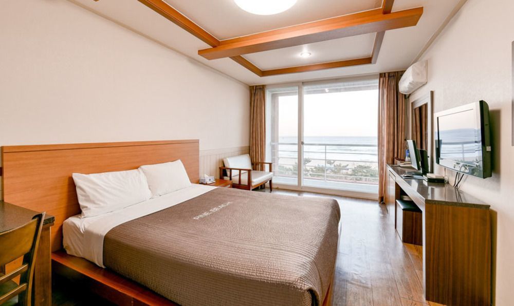 Pine Beach Yangyang Exterior foto