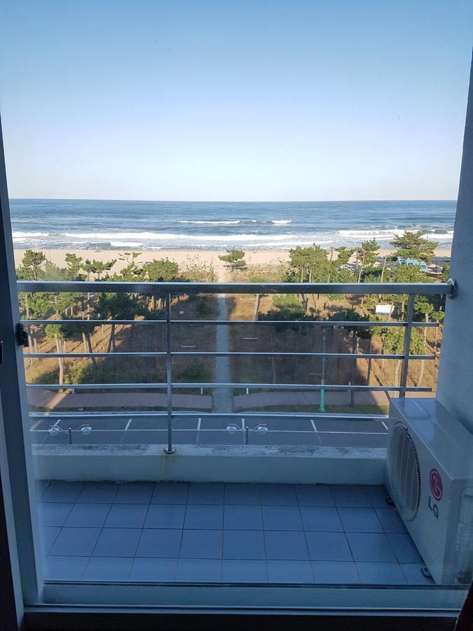 Pine Beach Yangyang Exterior foto